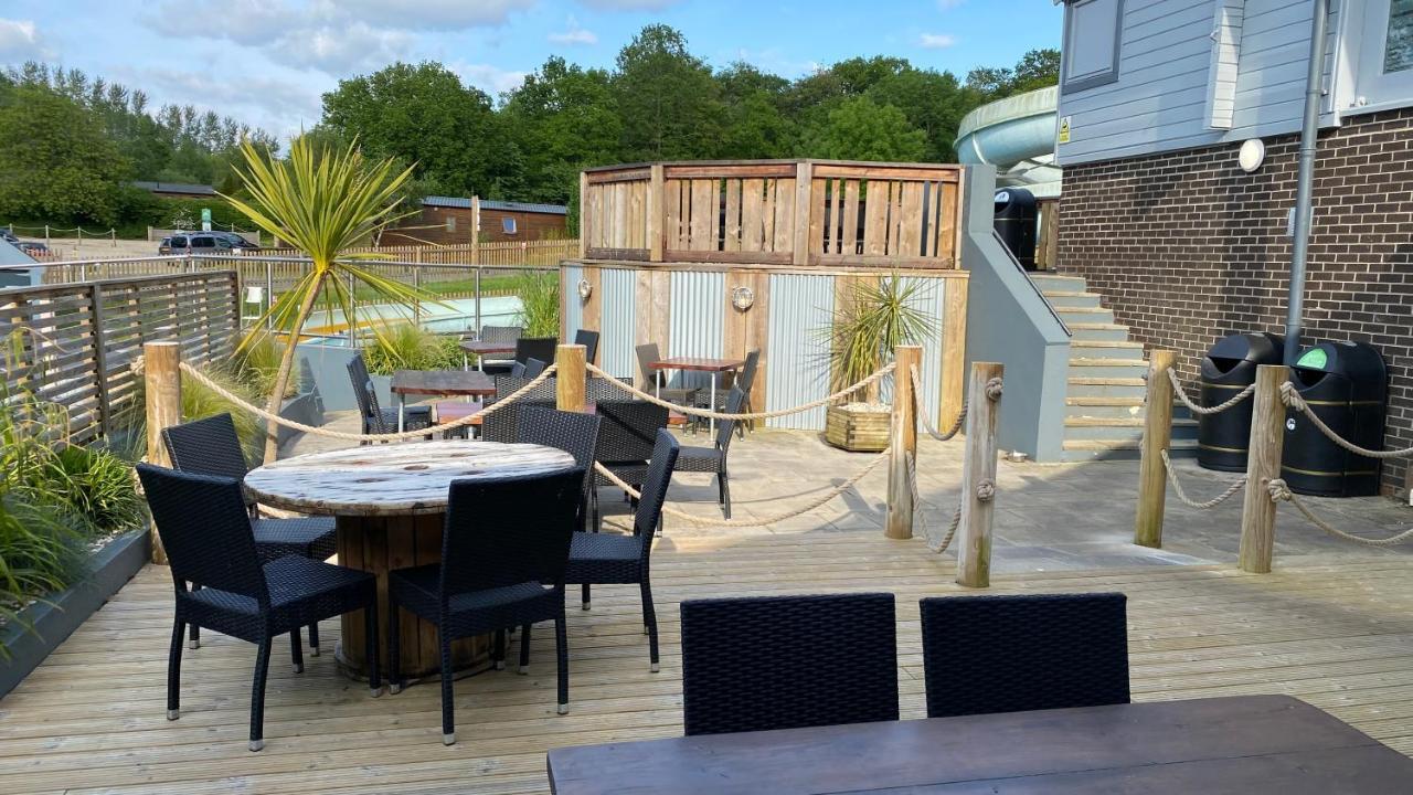 Beautiful Orchid Lodge, Finlake Resort & Spa In Devon Chudleigh Buitenkant foto